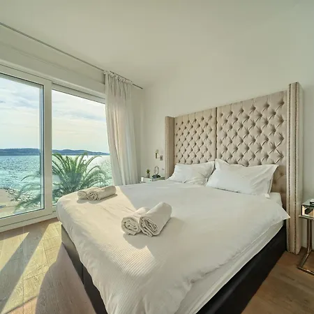 Livingstone House فيلة