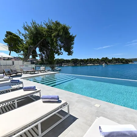 Livingstone House Vila