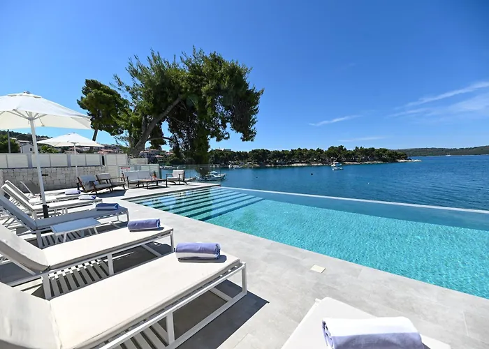 Livingstone House Vila