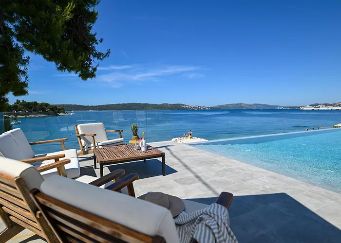 Livingstone House * Trogir