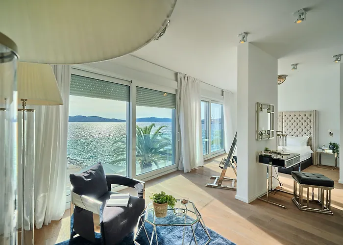 Livingstone House Vila