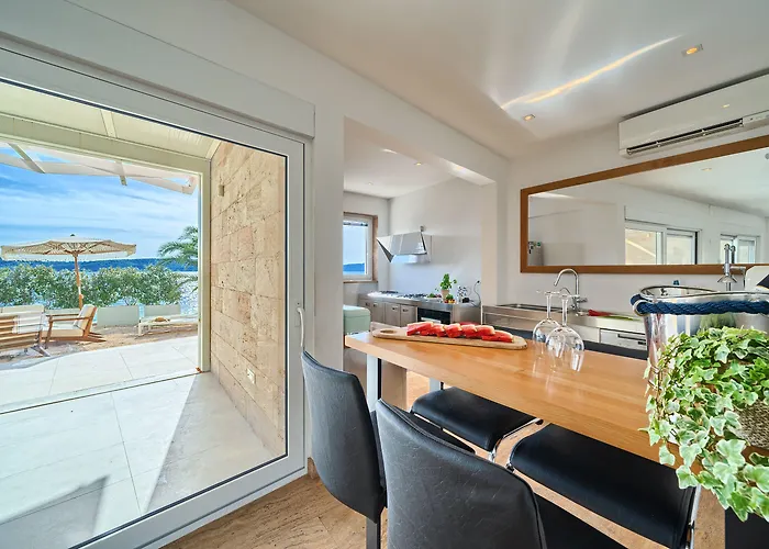 Livingstone House * Trogir