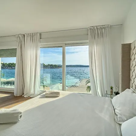 Livingstone House * Trogir