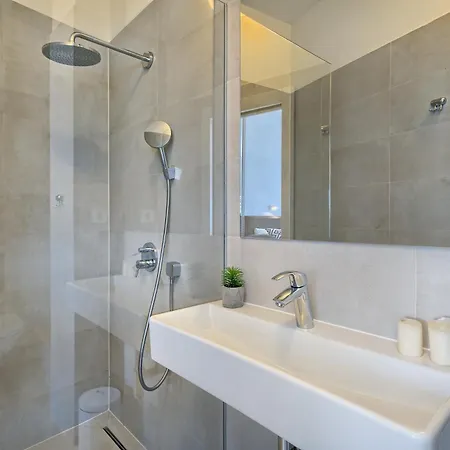 Livingstone House Vila
