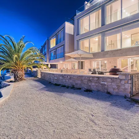Livingstone House Vila